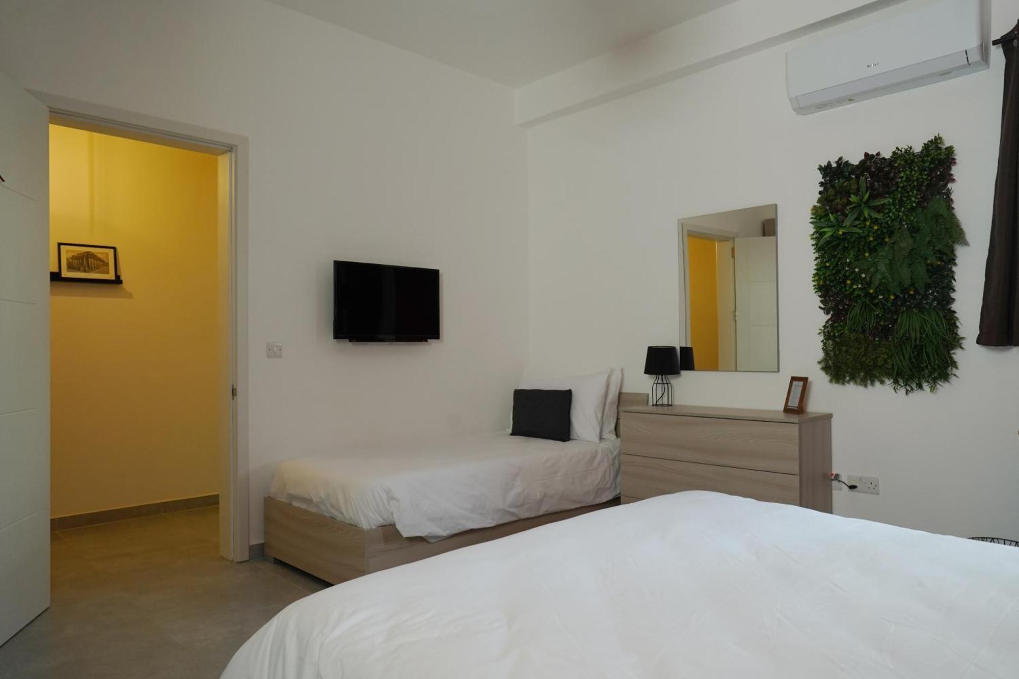 Affordable Central Malta Summer Retreat Mosta Buitenkant foto